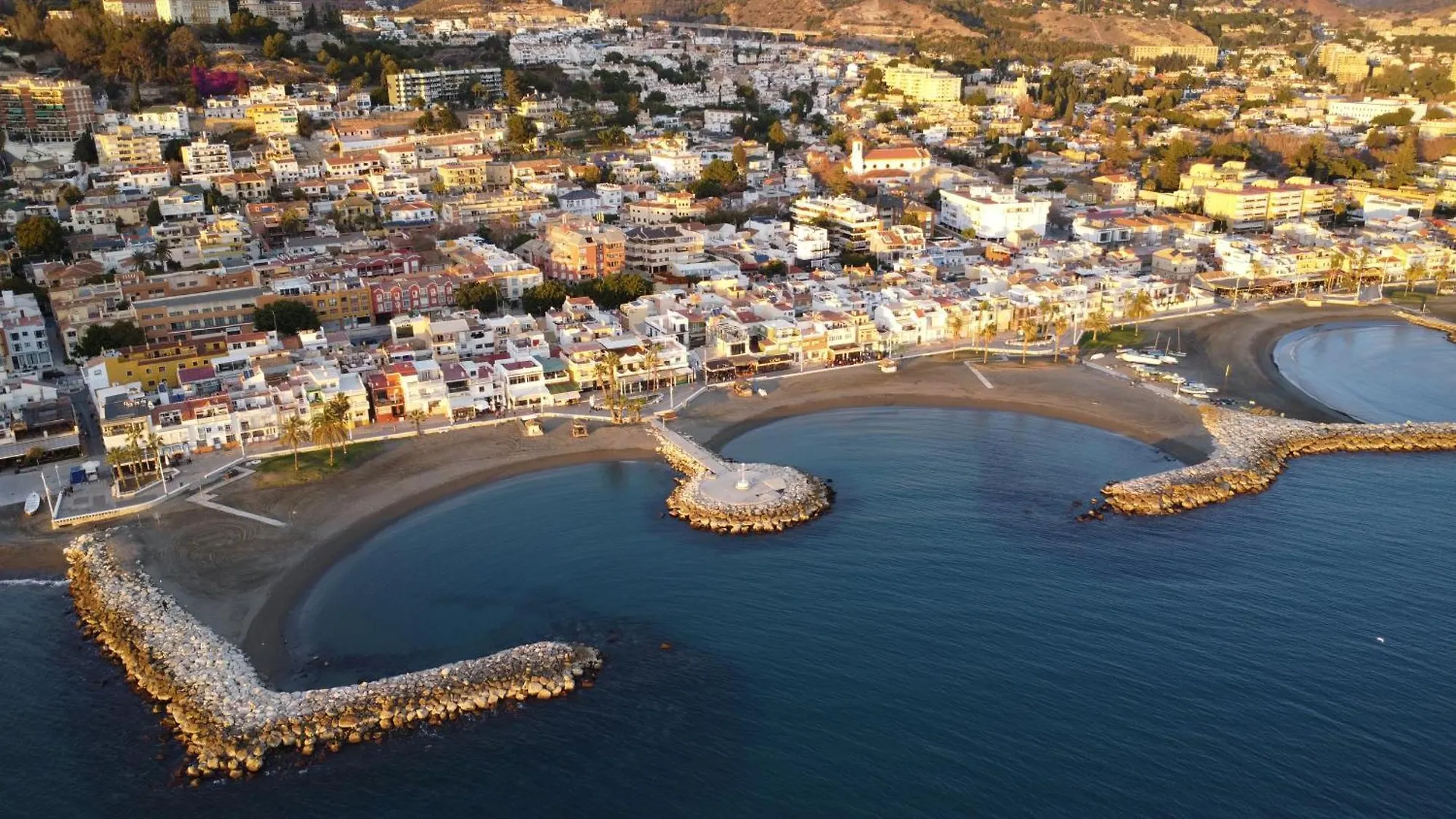 Apartament Penthouse Puerta De Pedregalejo Malaga 0*,  Hiszpania